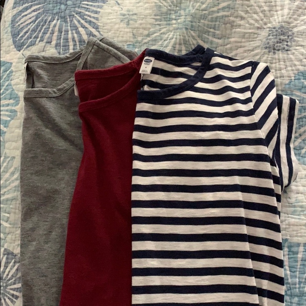 3 short-sleeved t-shirt dresses